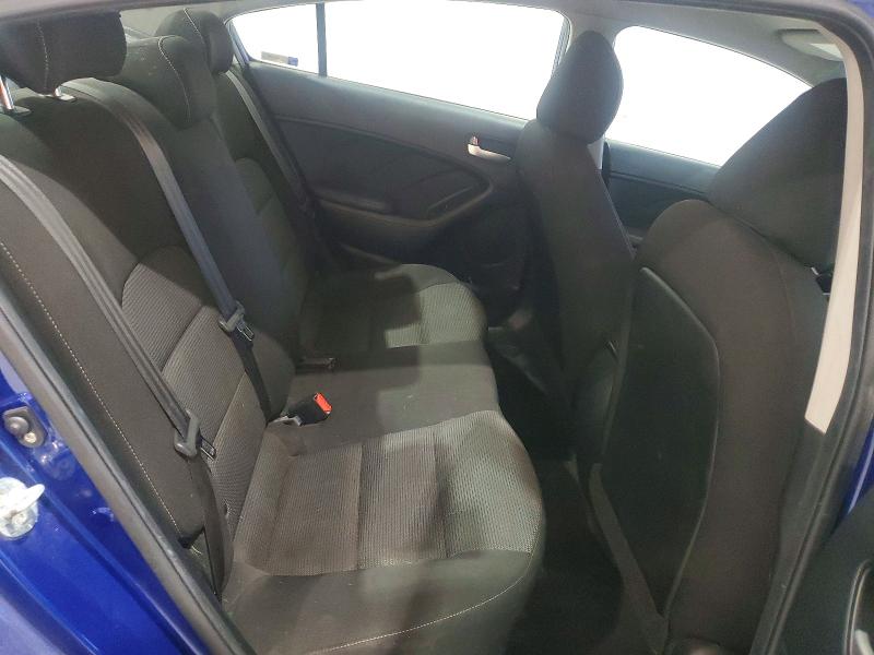 55532056 :رقم المزاد ، 3KPFK4A70HE047734 vin ، 2017 Kia Forte مزاد بيع