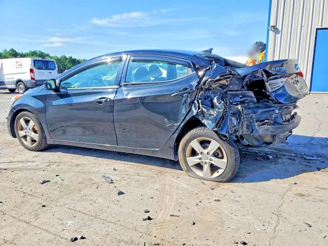 56528526 :رقم المزاد ، 5NPDH4AE3DH429069 vin ، 2013 Hyundai Elantra مزاد بيع