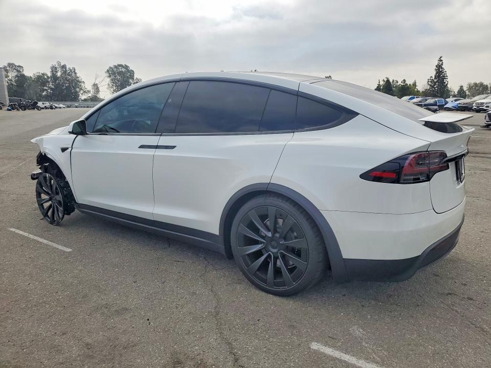 2022 Tesla Model X მანქანა იყიდება აუქციონზე, vin: 7SAXCBE68NF339387, აუქციონის ნომერი: 55735876