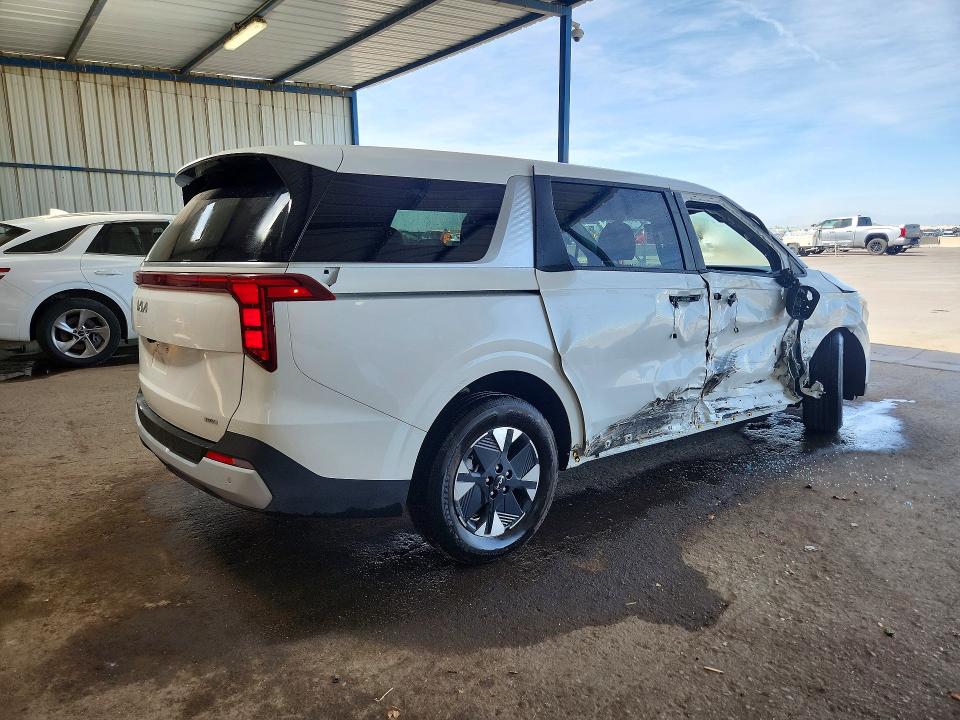 Продажа на аукционе авто 2026 Kia Carnival, vin: KNDNB5KA8T6135439, номер лота: 57868266