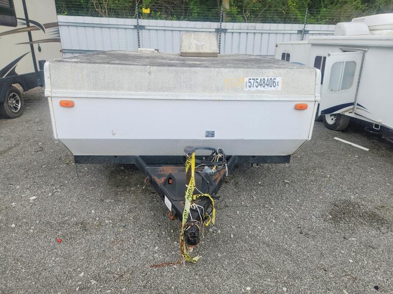 2002 Forest River Freedom Camping Trailer მანქანა იყიდება აუქციონზე, vin: 4X4CFM6132D250650, აუქციონის ნომერი: 57548406