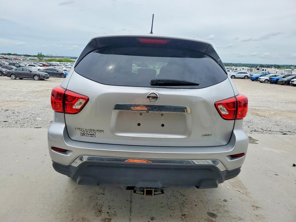 2017 Nissan Pathfinder მანქანა იყიდება აუქციონზე, vin: 5N1DR2MM2HC624369, აუქციონის ნომერი: 58582326