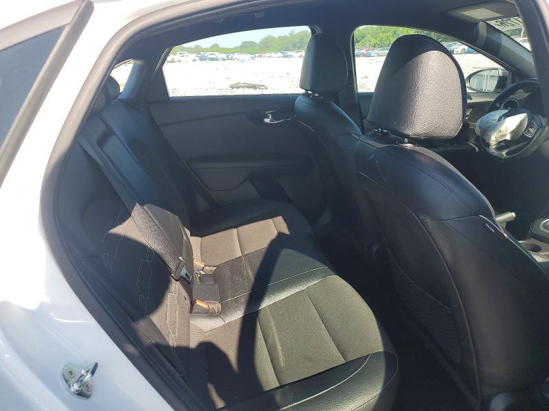 57001726 :رقم المزاد ، 3KPF34AD6ME380744 vin ، 2021 Kia Forte مزاد بيع