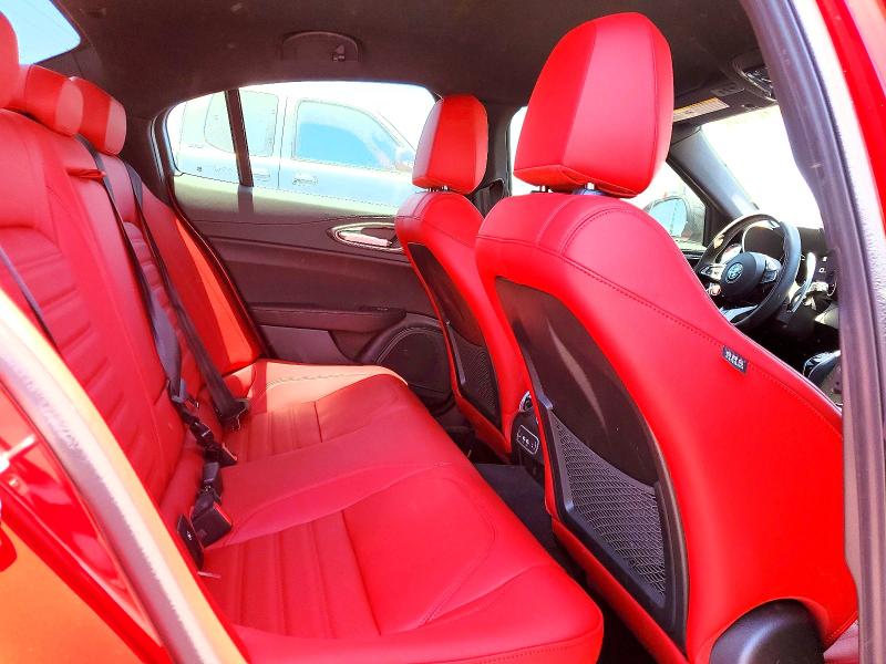 57427536 :رقم المزاد ، ZARFAMEV9R7688318 vin ، 2024 Alfa Romeo Giulia مزاد بيع