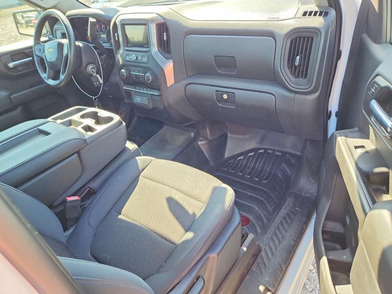 Продажа на аукционе авто 2019 Chevrolet Silverado, vin: 3GCNWAEF1KG229647, номер лота: 57188636