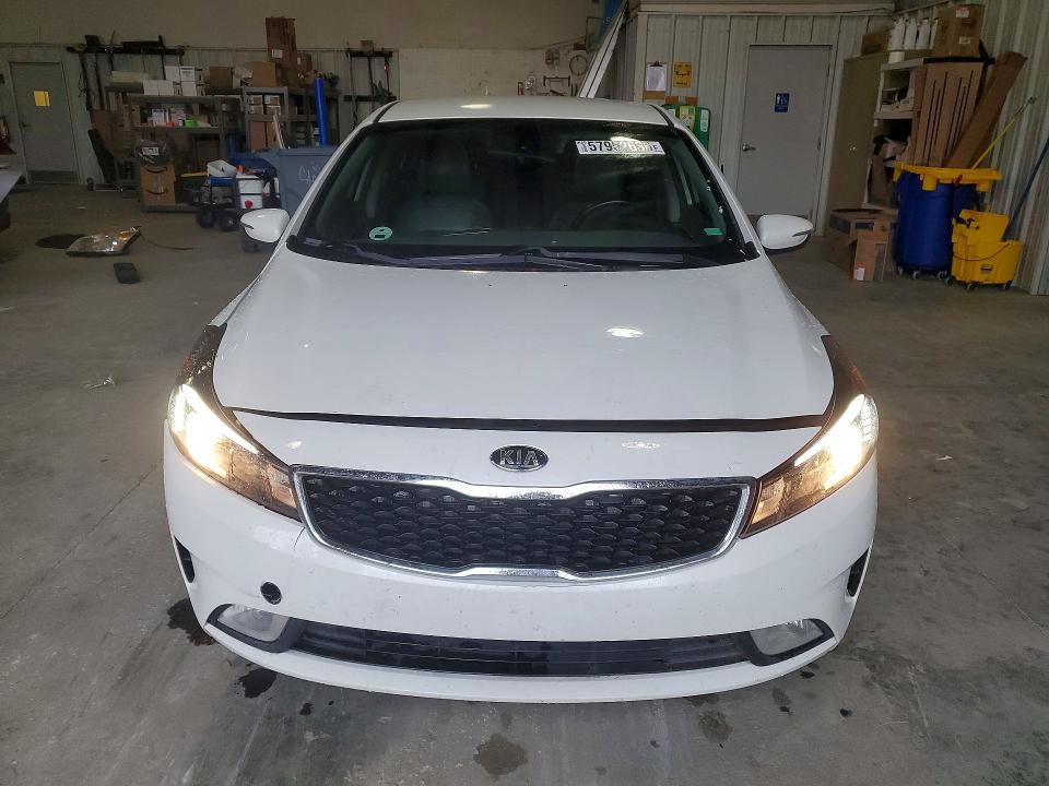 Aukcja sprzedaży 2018 Kia Forte, vin: 3KPFL4A84JE217721, numer aukcji: 57952636