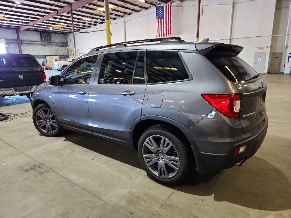 58423406 :رقم المزاد ، 5FNYF7H51MB008917 vin ، 2021 Honda Passport مزاد بيع