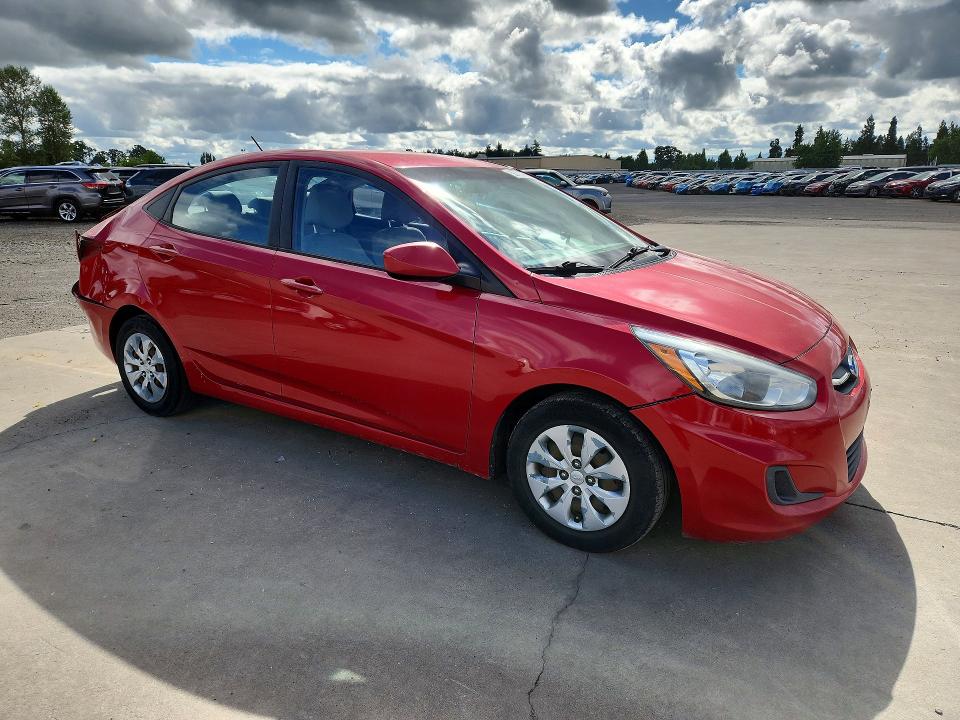 56100166 :رقم المزاد ، KMHCT4AEXFU825384 vin ، 2015 Hyundai Accent مزاد بيع