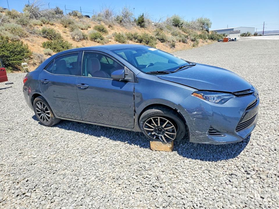 Продажа на аукционе авто 2017 Toyota Corolla, vin: 5YFBURHE0HP570664, номер лота: 58275896