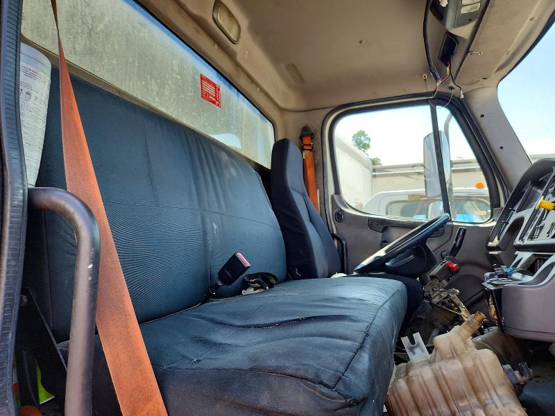 2015 Freightliner M2 მანქანა იყიდება აუქციონზე, vin: 3ALHCYCY0FDGJ8212, აუქციონის ნომერი: 57170486
