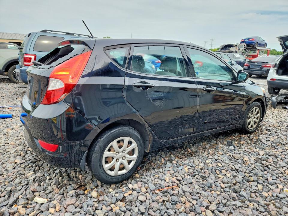 58007246 :رقم المزاد ، KMHCT5AE0DU093852 vin ، 2013 Hyundai Accent مزاد بيع