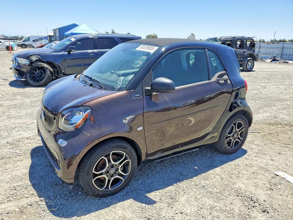 Продаж на аукціоні авто 2018 Smart Fortwo, vin: WMEFJ9BA2JK308828, номер лоту: 56529906
