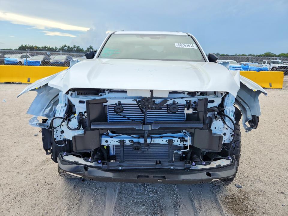 58265816 :رقم المزاد ، JTEVB5BR6T5040868 vin ، 2026 Toyota 4runner مزاد بيع