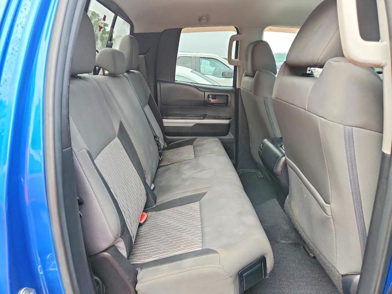 Продажа на аукционе авто 2017 Toyota Tundra, vin: 5TFUW5F14HX676452, номер лота: 58822146