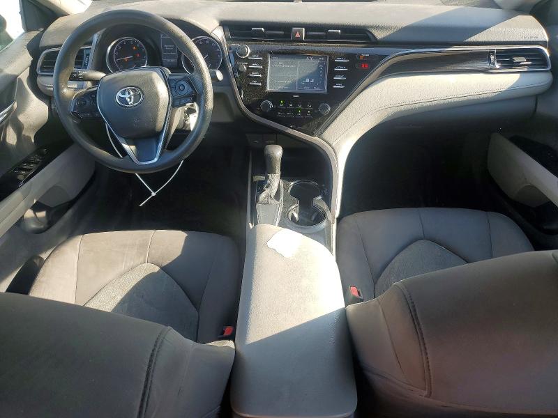 56085356 :رقم المزاد ، 4T1C11AK2LU929230 vin ، 2020 Toyota Camry مزاد بيع
