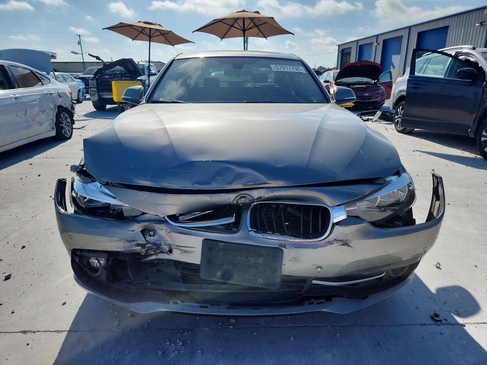 57917796 :رقم المزاد ، WBA8E9G59GNT87961 vin ، 2016 Bmw 328 مزاد بيع
