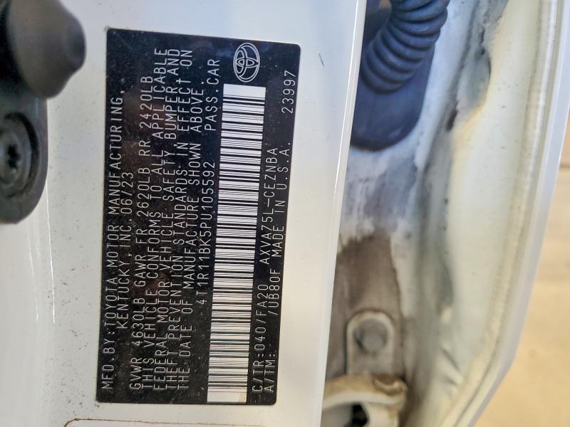 2023 Toyota Camry მანქანა იყიდება აუქციონზე, vin: 4T1R11BK5PU105592, აუქციონის ნომერი: 55861386