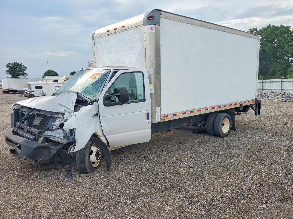 56599676 :رقم المزاد ، 1FDWE3FS8KDC32925 vin ، 2019 Ford Econoline مزاد بيع
