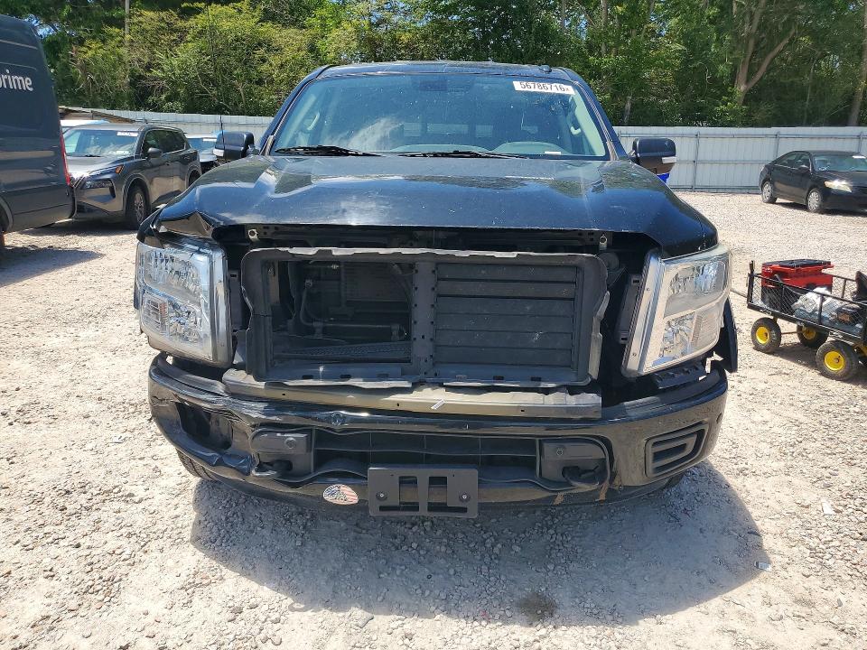 56786716 :رقم المزاد ، 1N6AA1E58KN524690 vin ، 2019 Nissan Titan مزاد بيع