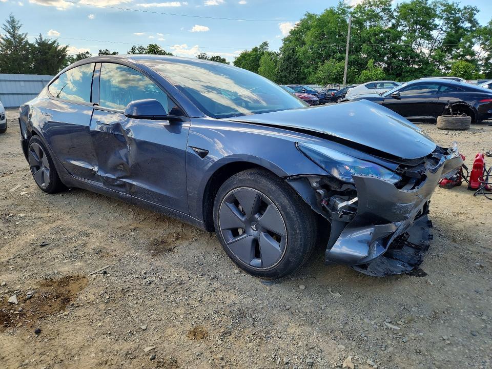 Продажа на аукционе авто 2023 Tesla Model 3, vin: 5YJ3E1EA9PF497454, номер лота: 58019536