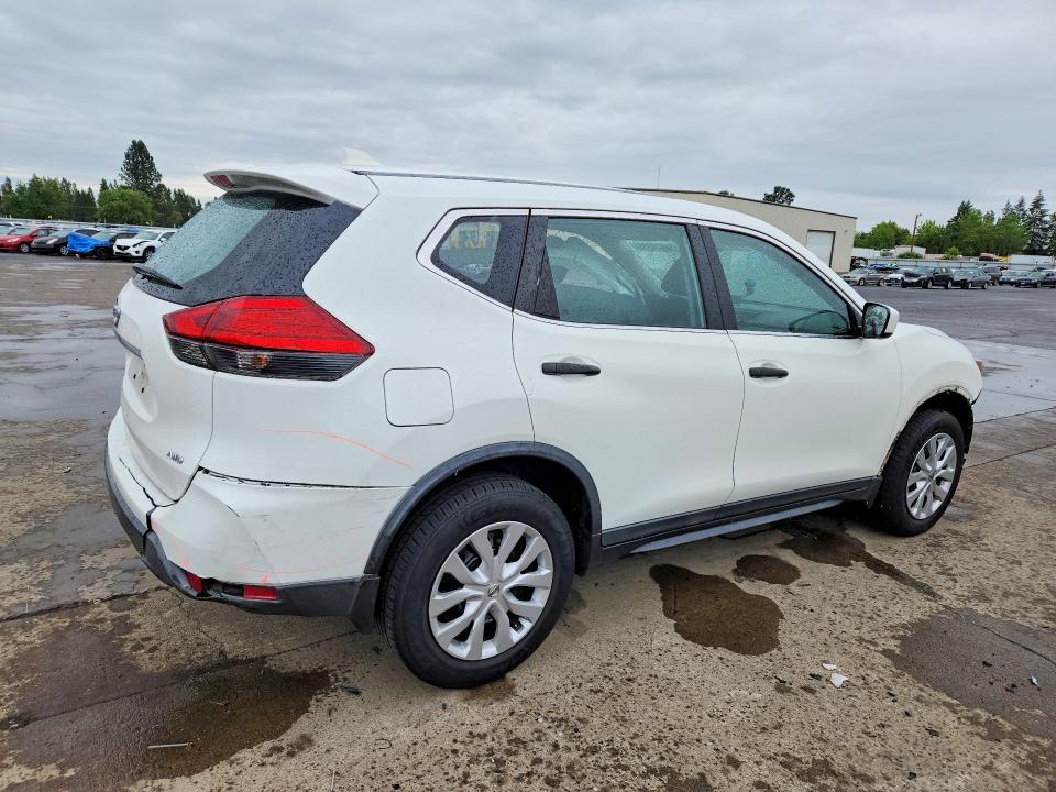 56634356 :رقم المزاد ، KNMAT2MV3HP588377 vin ، 2017 Nissan Rogue مزاد بيع
