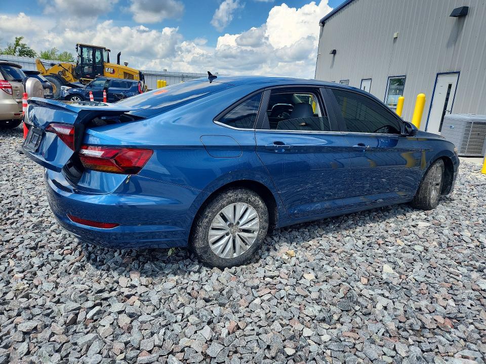 Продажа на аукционе авто 2019 Volkswagen Jetta, vin: 3VWN57BUXKM227127, номер лота: 58489746