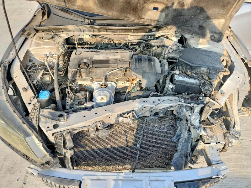 57884976 :رقم المزاد ، 1HGCR2F33DA015710 vin ، 2013 Honda Accord مزاد بيع