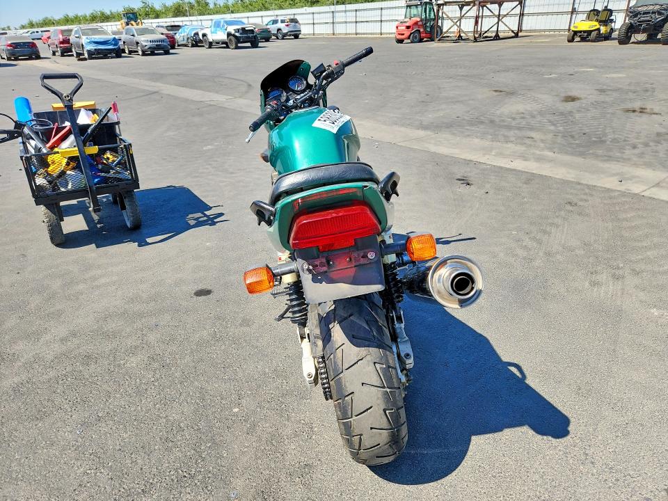 58839876 :رقم المزاد ، JKAZR9A133A027081 vin ، 2003 Kawasaki Zr1200 مزاد بيع