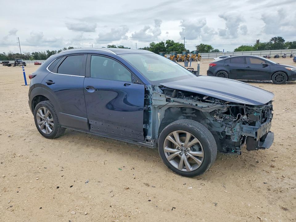 56074576 :رقم المزاد ، 3MVDMBCLXNM450524 vin ، 2022 Mazda Cx-30 مزاد بيع