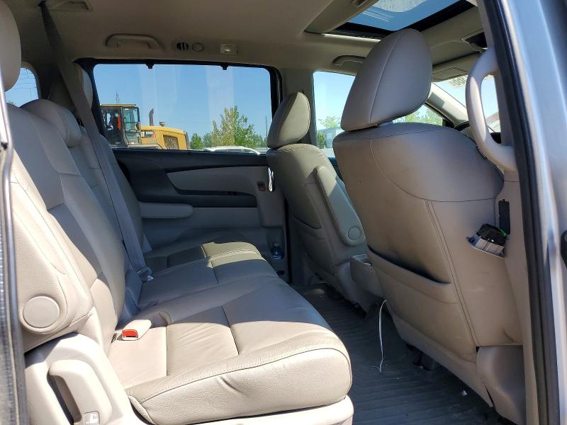 55392366 :رقم المزاد ، 5FNRL5H68FB507209 vin ، 2015 Honda Odyssey مزاد بيع
