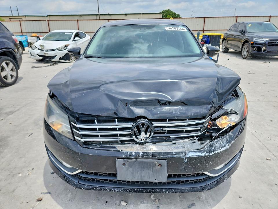 58103786 :رقم المزاد ، 1VWCN7A3XCC005710 vin ، 2012 Volkswagen Passat مزاد بيع
