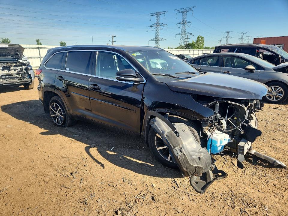Aukcja sprzedaży 2018 Toyota Highlander, vin: 5TDJZRFH2JS545949, numer aukcji: 55720626