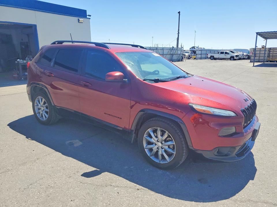 58476656 :رقم المزاد ، 1C4PJLCX2JD612071 vin ، 2018 Jeep Cherokee مزاد بيع