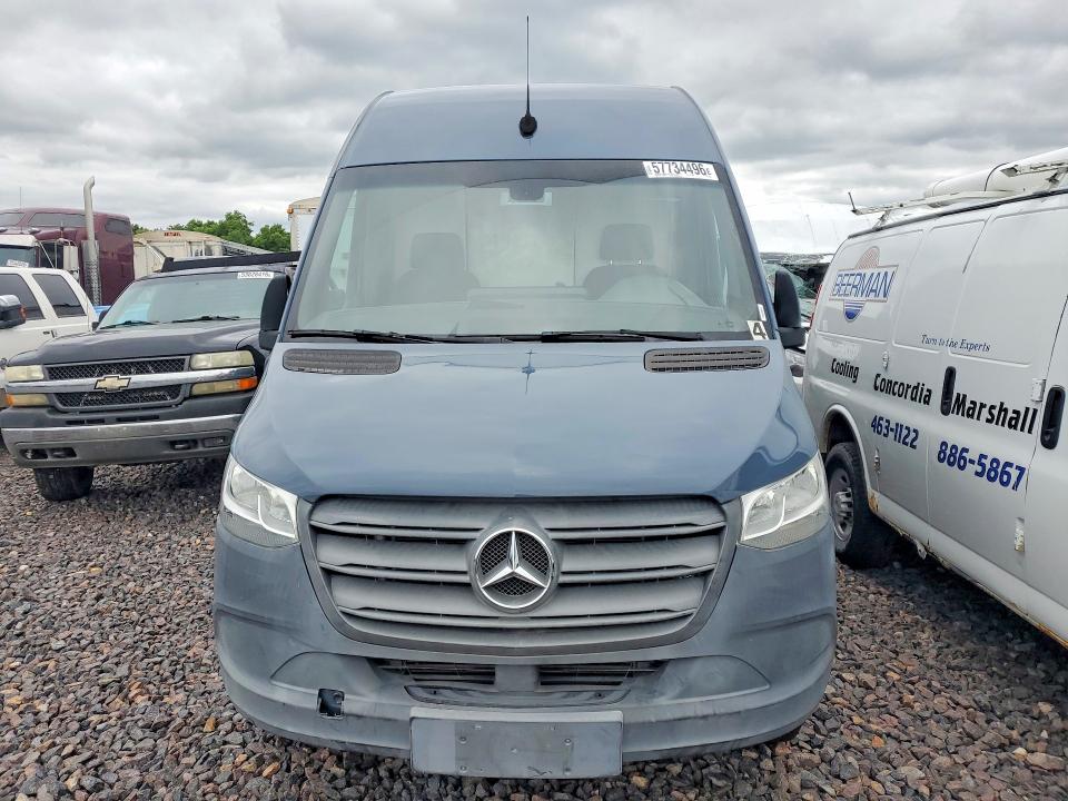 2019 Mercedes Benz Sprinter მანქანა იყიდება აუქციონზე, vin: WD4PF0CD5KP102034, აუქციონის ნომერი: 57734496