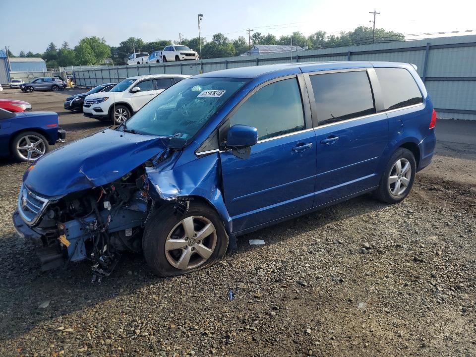 Auction sale of the 2010 Volkswagen Routan, vin: 2V4RW3D14AR296132, lot number: 58979246