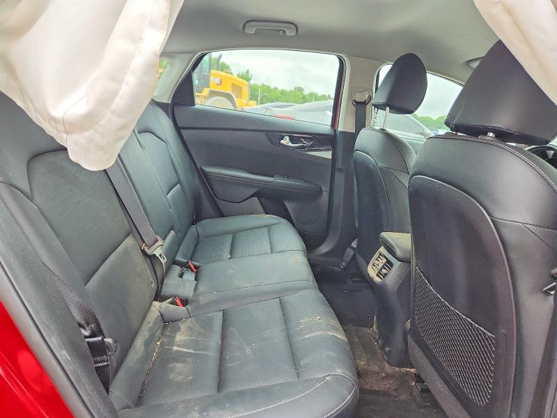 58041236 :رقم المزاد ، 3KPF54AD8LE154357 vin ، 2020 Kia Forte مزاد بيع