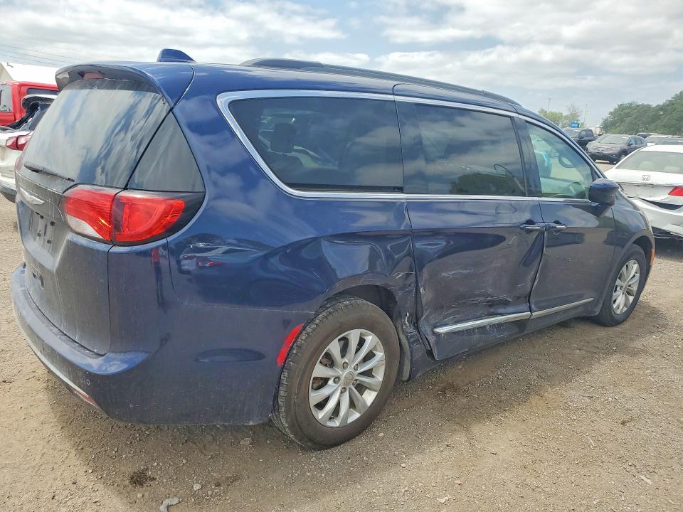 Продажа на аукционе авто 2017 Chrysler Pacifica, vin: 2C4RC1BG9HR512582, номер лота: 58929386