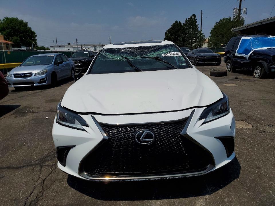 58815896 :رقم المزاد ، 58AGZ1B14MU084147 vin ، 2021 Lexus Es 350 مزاد بيع