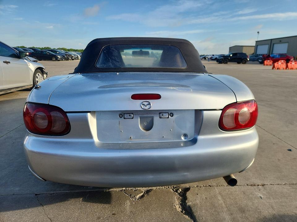 Продаж на аукціоні авто 2004 Mazda Mx-5 Miata, vin: JM1NB353440408088, номер лоту: 56639206