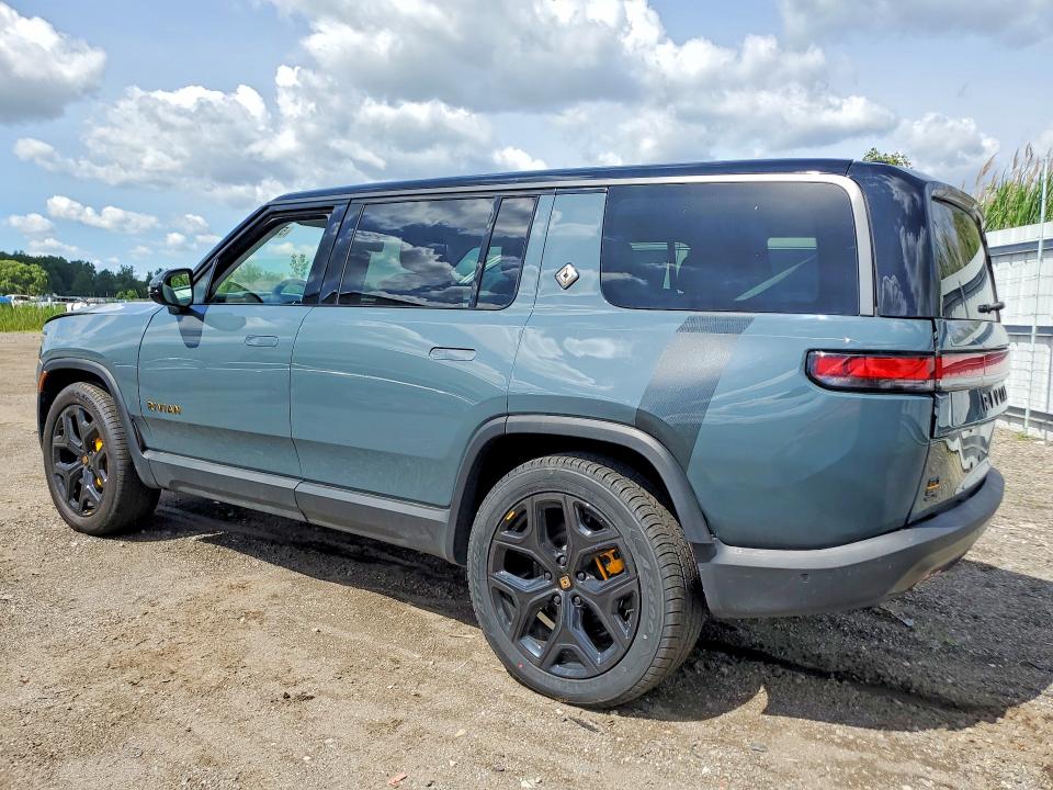 57880526 :رقم المزاد ، 7PDSGCBP6SN061237 vin ، 2025 Rivian R1s مزاد بيع