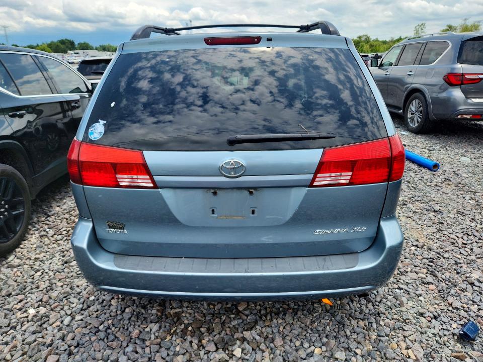 2005 Toyota Sienna მანქანა იყიდება აუქციონზე, vin: 5TDZA22C85S253661, აუქციონის ნომერი: 57947836