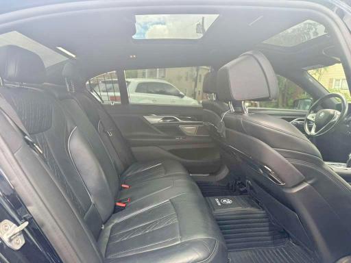 Продажа на аукционе авто 2018 Bmw 750, vin: WBA7F2C55JB238705, номер лота: 55922896
