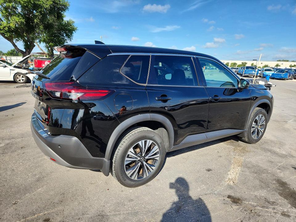2021 Nissan Rogue მანქანა იყიდება აუქციონზე, vin: 5N1AT3BA1MC841411, აუქციონის ნომერი: 57145766