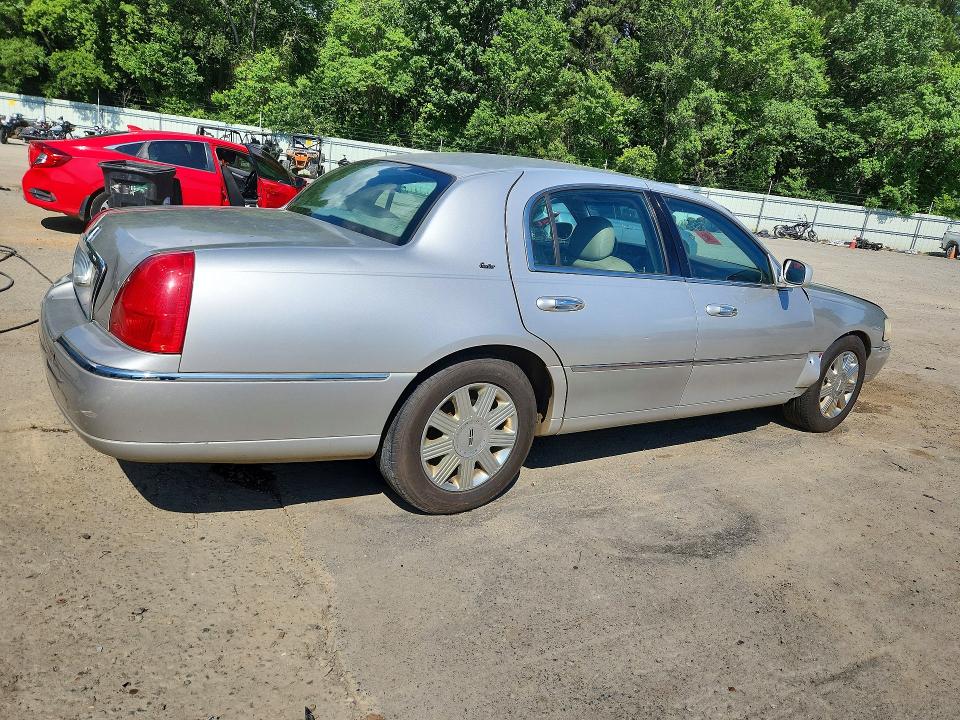 Aukcja sprzedaży 2003 Lincoln Town Car, vin: 1LNHM83W23Y632537, numer aukcji: 56834016