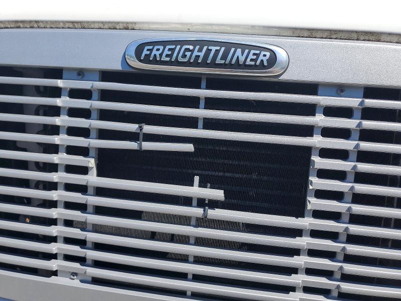58889726 :رقم المزاد ، 1FVABTCS43HK35413 vin ، 2003 Freightliner Medium Conventional مزاد بيع
