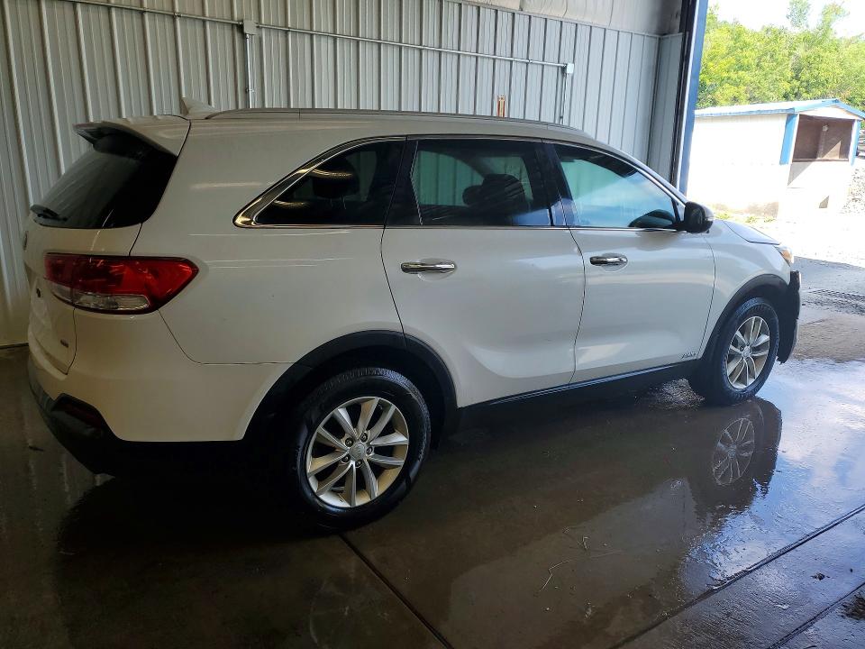 58743256 :رقم المزاد ، 5XYPGDA30HG231299 vin ، 2017 Kia Sorento مزاد بيع