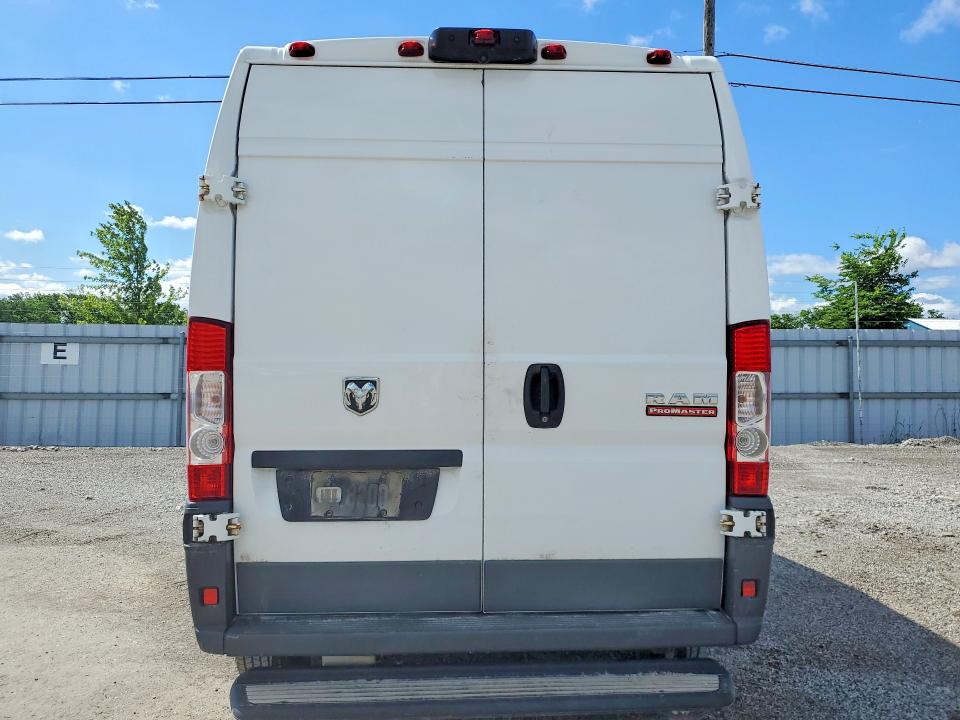 Продажа на аукционе авто 2018 Ram Promaster 1500, vin: 3C6TRVBG3JE115072, номер лота: 57266596
