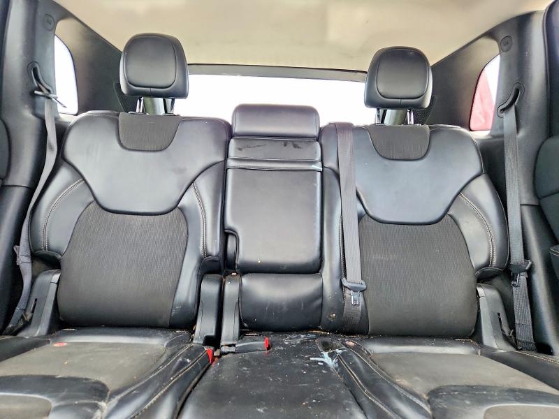 58827296 :رقم المزاد ، 1C4PJLLB2JD510953 vin ، 2018 Jeep Cherockee مزاد بيع