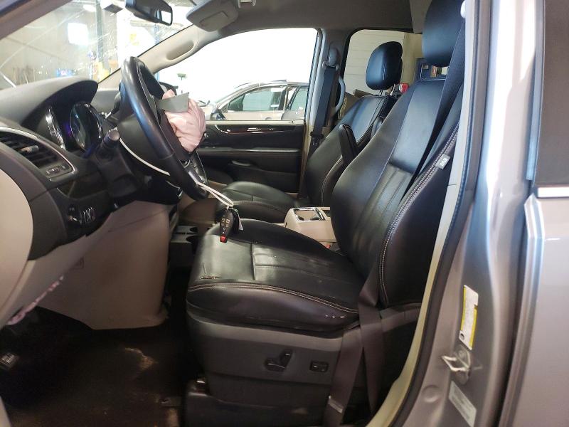 56643776 :رقم المزاد ، 2C4RC1BG8FR619992 vin ، 2015 Chrysler Town & Country مزاد بيع
