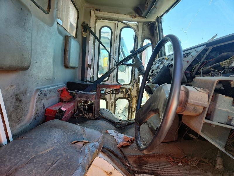 Продажа на аукционе авто 1997 Freightliner Medium Conventional, vin: 1FV6HLBB9VH696390, номер лота: 55907956